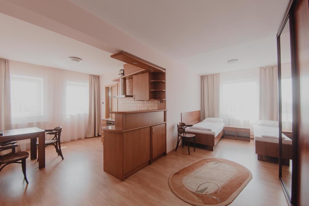 Hotel Cesarski - Kaiserhof Giżycko Exteriör bild